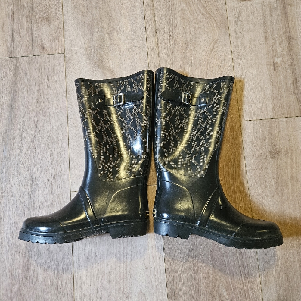 Michael Kors boots